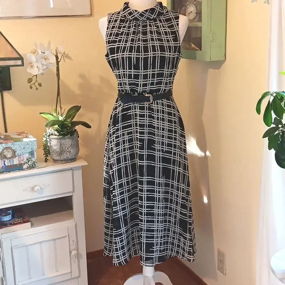 Karl Lagerfeld Black And White Plaid Dress. Career. Professional.